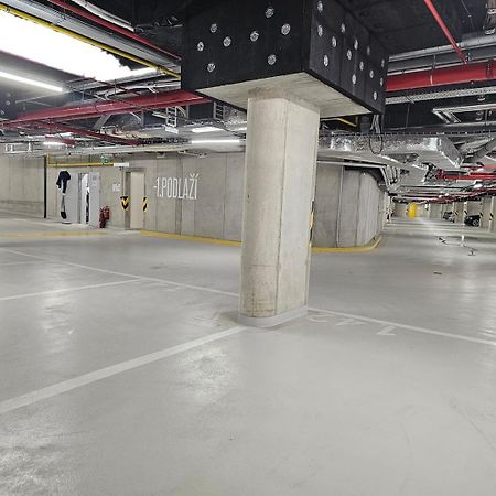 Prague Smichov Andel Apartment Екстериор снимка